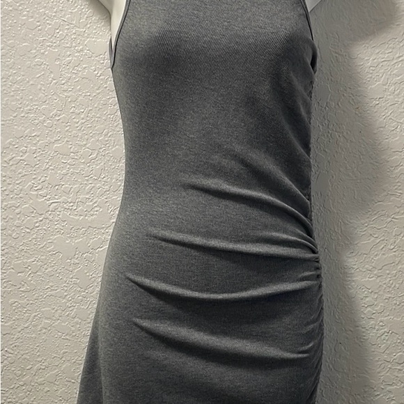 SHEIN Gray Sleeveless Dress - Picture 4 of 12
